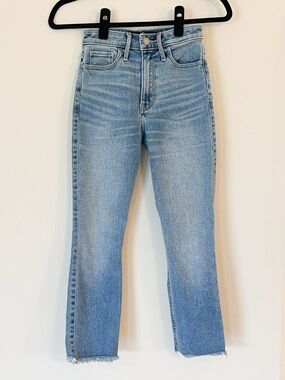 Women’s Hollister Ultra High-Rise Straight Jeans, Size 23